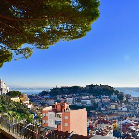 Elegant Riverview Apartment In Historical Lisboa Exterior foto