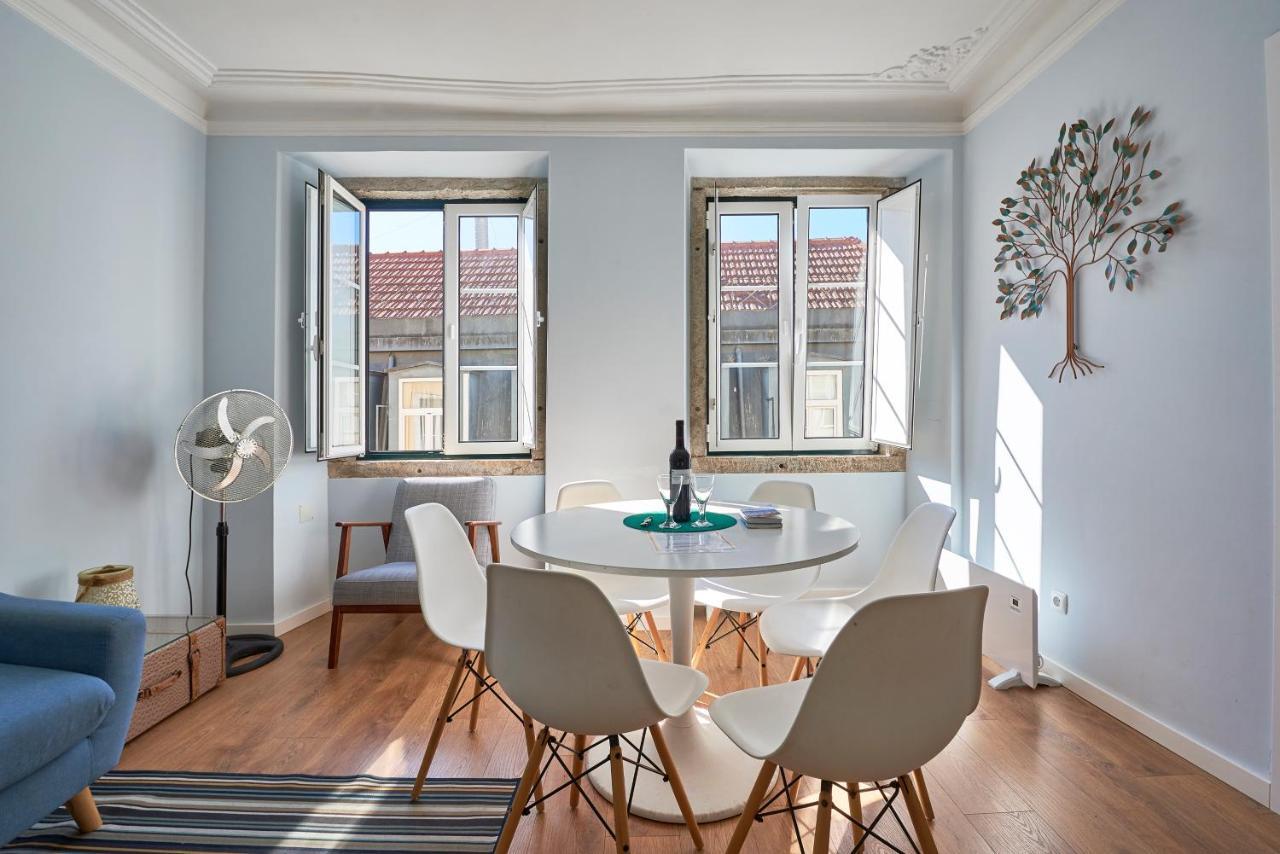 Elegant Riverview Apartment In Historical Lisboa Exterior foto
