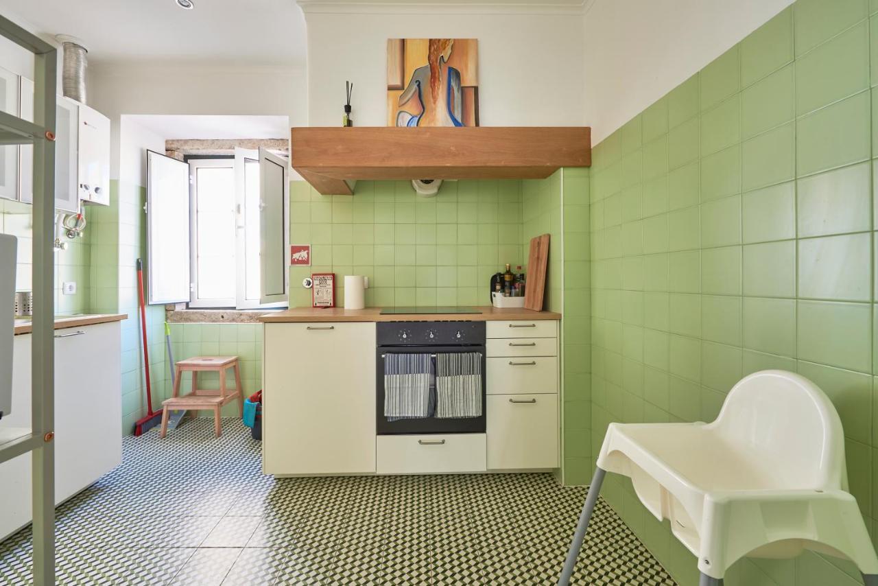 Elegant Riverview Apartment In Historical Lisboa Exterior foto